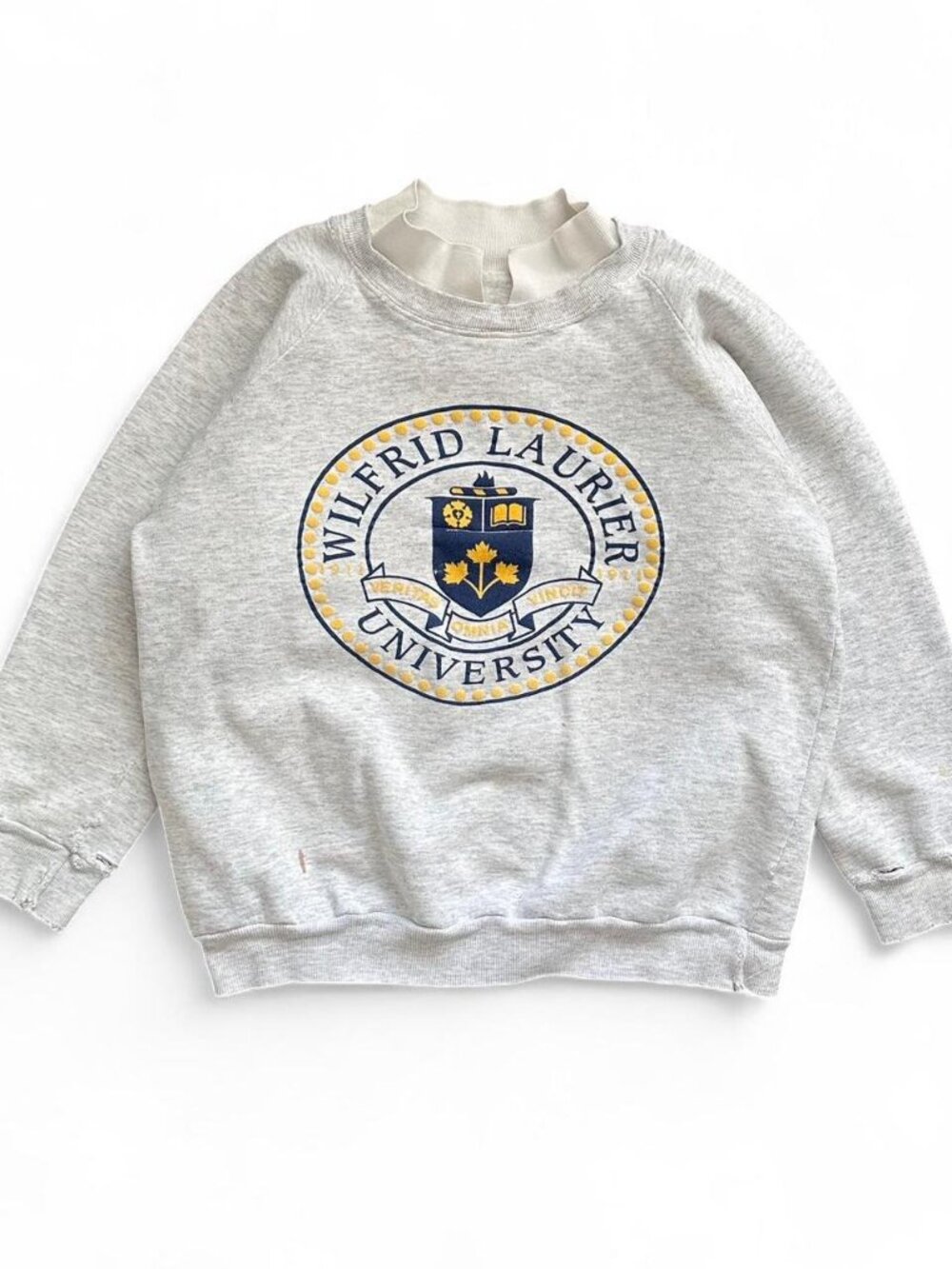 Vintage Wilfred Laurier University Distressed Boxy Raglan Sweatshirt Small
